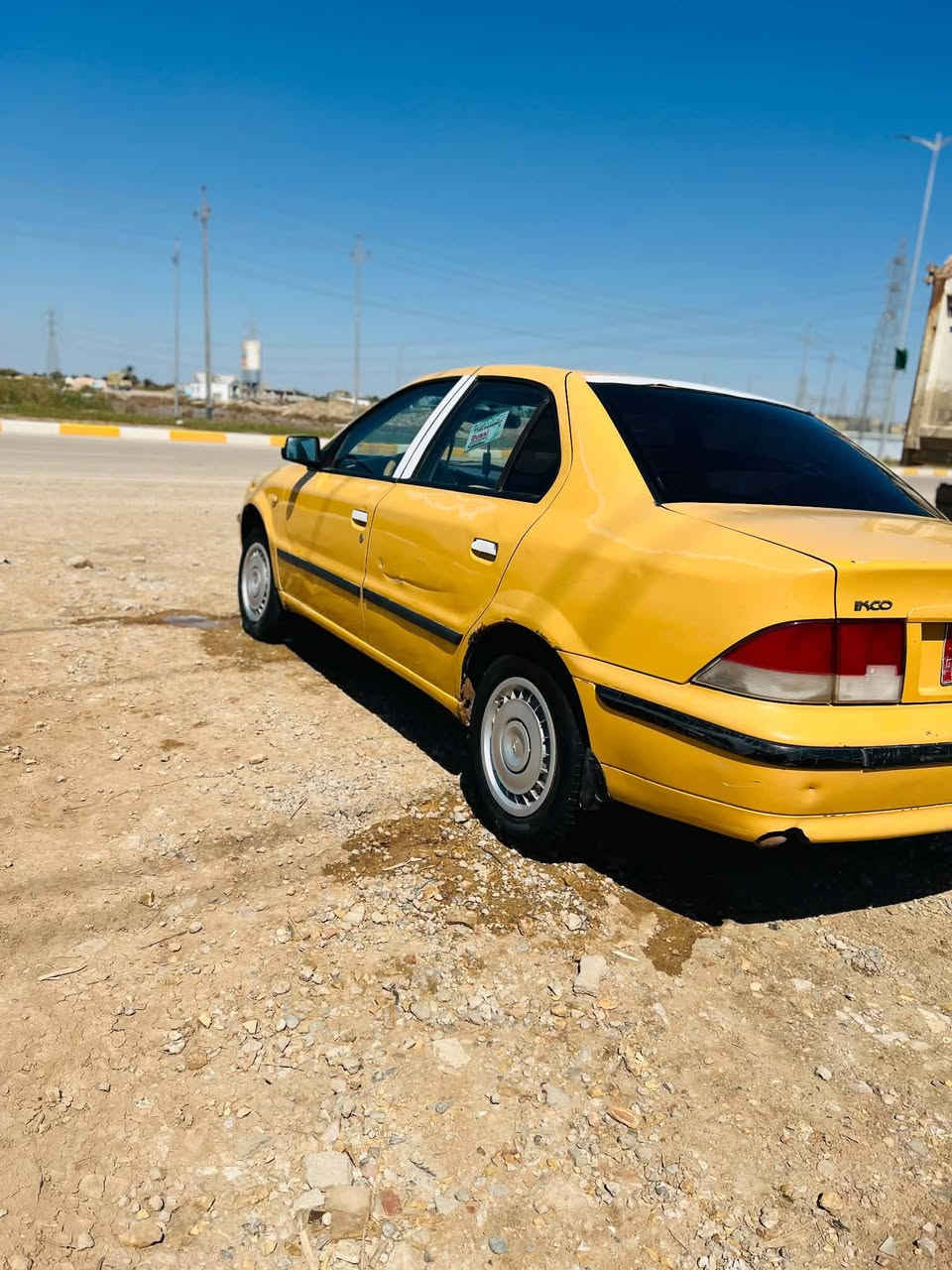 سلام عليكم
سمند ٢٠١١ ناطق 
كير مكينه كورلاً 
حداديه تايرات نقص تبريد فقط 
كهربائيات مراوح جدد جاهزه 
مكفوله من الضربه ولاصبغ 
عليها هيئه وغرامات ٦٠٠ تنزل من سعرها ٢٥ 
راعيها بكربلاء شوكت ماتريد يداور سنويه نافذه رقم 📱 الهاتف ***********
