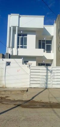 دوانم المعمل • ١٢٥م • ٤غرف نوم