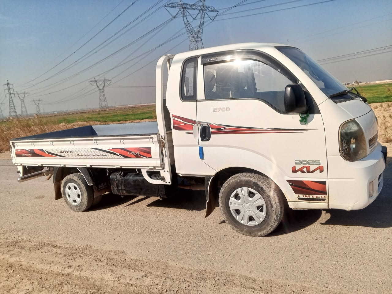 السلام عليكم للبيع كيا بنكو سياره مكفوله كفاله عامه عدد دوسات مكاني بغداد الاستفسار***********
