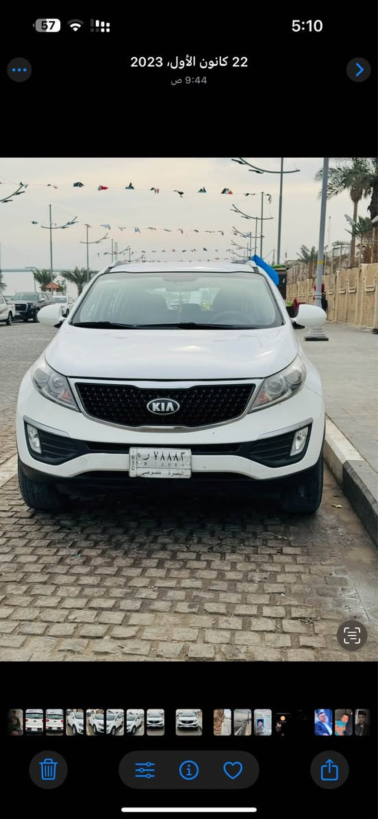 سبورتج 2014 خليجي 

السيارة جديده مكيه v16 دوش المرغوب 
كير تبريد تخم تاير كله جديد 
السيارة بيها باب الصندوك بارد وصبغ وشبر بل جاملغ بارد 
السيارة جديده وخير من الله 
مكان السيارة البصرة /التنومه/ شارع القاطع 
السعر 160$
الرقم *********** البصرة, العراق
