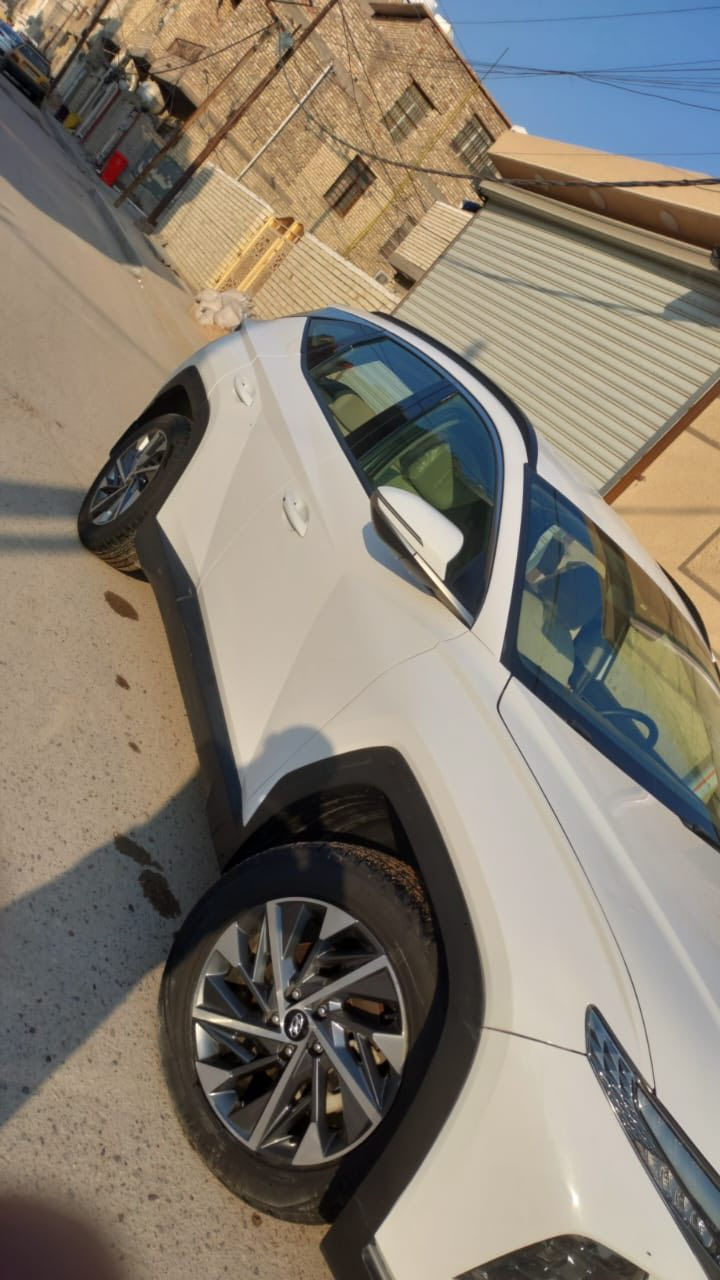 السلام عليـكم
توسان2024 خليـجي

مواصفات الخليجـي معروفـة

رقم السيارة بغداد

السيارة بيها:خشم الجاملغ بارد والبنيد مصبوغ 

والشواصـي واللغود مكفـولـة

السعـر:200

الرقم:***********
