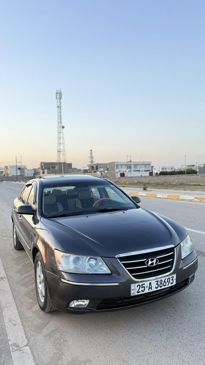 السلام عليكم للبيع
هونداي سوناتا 2010 وارد أمريكي فول مواصفات لميتد 1/1 رقم كركوك دولي مشروع وطني شرط تحويل ثاني يوم محرك V6 حجم 3300 محرك و كير شرط مكفولات تخم تاير صدر خلفي و امامي جديد باتري جديد تبريد ثلج السياره ضرر أمريكا جاملغ خلفي  السياره مكفوله من لغود و شواصي و تكم و صار بيهاا جراد و اني بيدي صبغتها حزام بدون دواخل السياره جديده و مال جناي شرط ترايهاا زيرو وين ما يعجبك اطلع بيهاا 
المكان صلاح الدين 
السعر 93 وبيهاا مجال للطيبين و اللي يحب تفاصيل اكثر الاتصال على الرقم 
***********
***********

