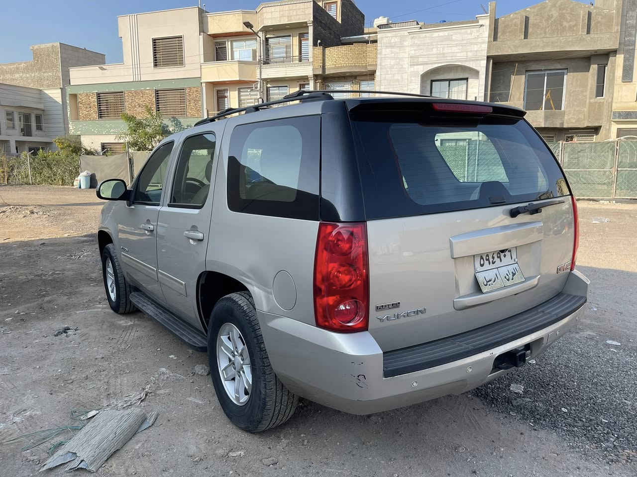 السلام عليكم 
جمسي يوكن موديل 2011 خليجي 
بدون حادث مكفول من الضربة 
السيارة ماشية 121.000 وقابل للزيادة
موصفات
كرسي السايق كهرباء
واشارة ب المراية
مكينة مكفولة 
الكير مكفول
والسيارة موضحة ب الصور 
اي شي يخص المرور غرامات تجديد سنوية كله يمي
سنويه سقطت شهر الخامس الراح 

تتواصل ***********
وتشرفني وتنورني الي يخابرني واليجيني 
السعر 20.500 $
والسوك كلشي بيه بس تبقى النظافة اهم شي 
صدر السيارة ممفتوح ابد
