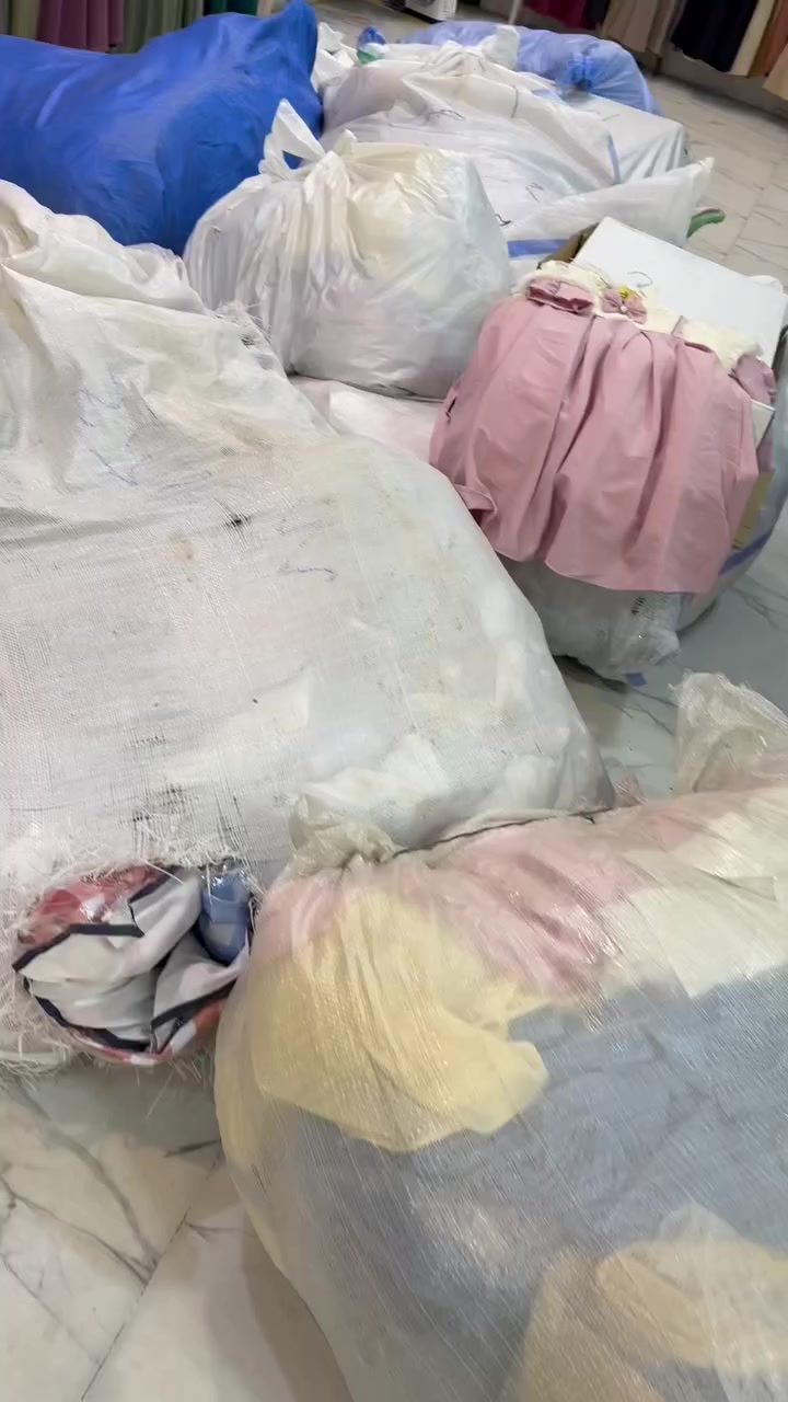 على بركة الله 
استلمنا ملابس العيد للاطفال و المحير 
غدا الثلاثاء باذن الله تعالى البضاعة جاهزة بالمجمع 
زورنا و تنورونا و كل الهلا بيكم 🌹🌹


**إذا كنت صاحب هذا الإعلان وتريد حذفه لأي سبب، رجاءا أرسل رسالة إلى الدعم الفني**