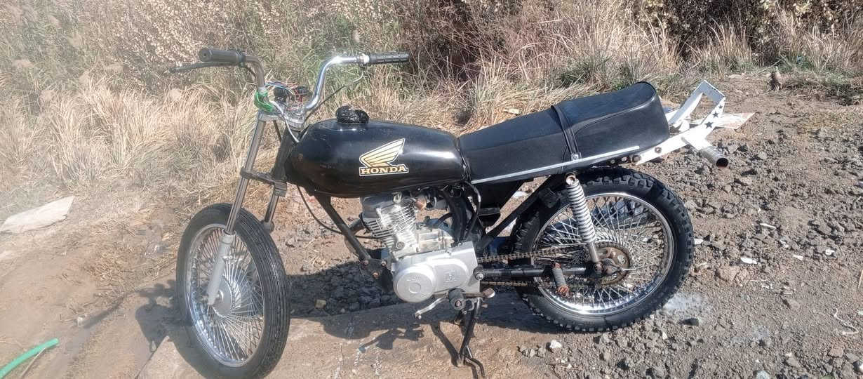 دراجه للبيع موديل 21 كفاله عامه كلك مقفوله عشائر مكانه ناصريه قلعه سكر 350 وبيها مجالس الخاص مفتوح ورقم الهاتف‏‪***********‬‏
