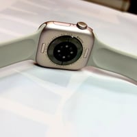 Apple watch 10 42 Rose Gold ساعة ابل الجيل العاشر الحجم 42 الون الوردي...