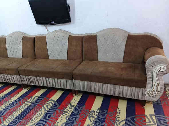 ديوان نضيف بدون اضرار ب 175
***********
