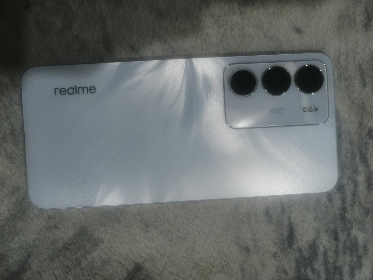 السلام عليكم جهاز ريلمي سي 71 جهاز نضيف بعده بجيس زلغ مابي كامل ملحقات كامله ذاكره 256 رام ٢٤ استخدام جدااا قليل بوبجي ٦٠ فريم  السعر ١٨٠ وبي مجال تواصل ***********
