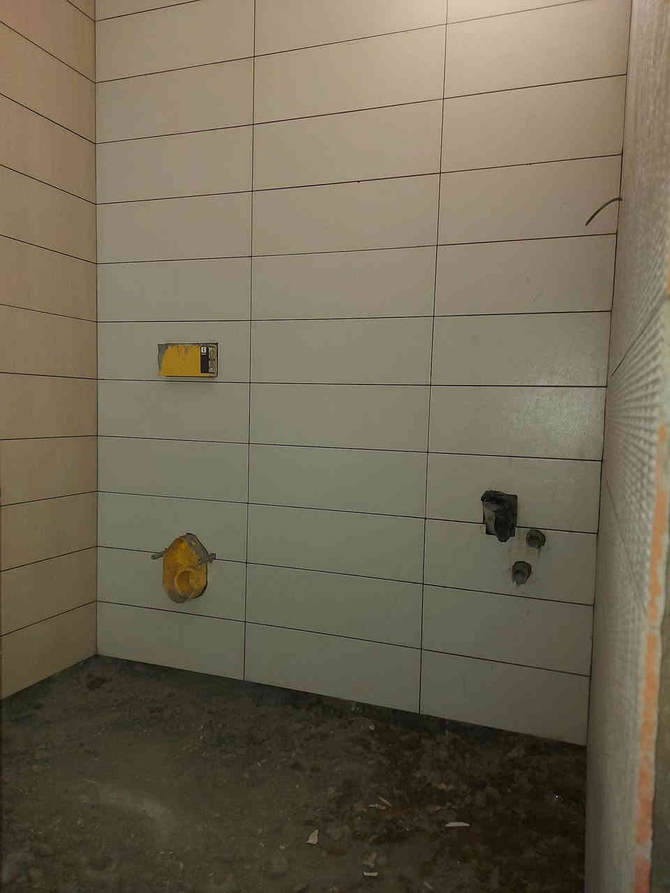 السلام عليكم  خلفه سيراميك وكاشي مرمر بورسلين وكرانيت جدران وارضيات بایات درج شغل درجه اولى كبان وزن ليزري ترميم كرسته وعمل   لتزام بل مواعيد متفرغ حاليا مكاني الدوره   فقط اتصال *********** ***********
