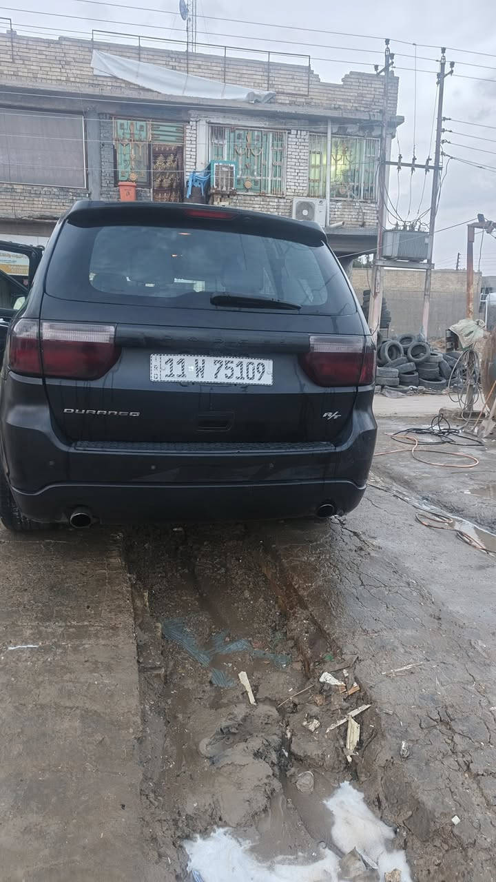 السلام عليكم سيارة دوج دورنكو موديل2013سنويه باسمي بيها حادث من امريكا جاملغ أمامي وباب أيمن صوره حادث سقوط قمريه عليها وموضح مقطع الفيديو وسعرها ١٤٠وبيها مجال وترهم مرواس أوباما إلا تصال ***********
فول مواصفات عليهه تزويد سلايت روف سستم صوت كشنات تدفه تبريد جلد أسود تخم تاير جديد أضافه عليهه رياضي عليهه تزويد سبيسر كاكات صالصنه بلادي زرع عدسات زنون متغير ألوان سياره مزوعه الأخير مكينه كير حداديه جديده تبريد كله كفاله مكينه 5/700 رادار جانبي اشاره بل مري خالد مطلك المسعودي
