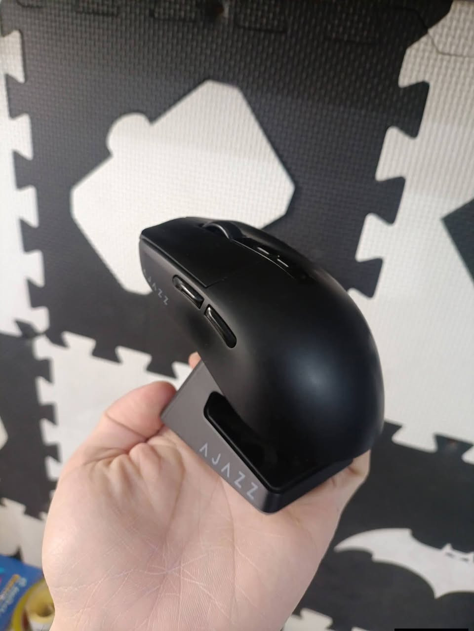 شوية قطع نظيفة و بأسعار مناسبة
ماوس ريدراكون rgb
اسمه Vampire موديل M720 RGB
15 الف

كيبورد ريدراكون ميكانيكي بلو سويتش rgb
اسمه Hara موديل K560R 
15 الف

ماوس اجاز وايرليس اسود AJ219 
بي rgb و وياه dock station
25 الف

ماوس وايرليس ابيض HKSO T90
15 الف

ماوس واير ابيض Pulsar X-lite
15 الف

مخدات hyperx كلاود 2-3 و الفا
10 الف

كيبلات كرت شاشة 8pin لون احمر
10 الف

بغداد الشعب متوفر توصيل
***********
