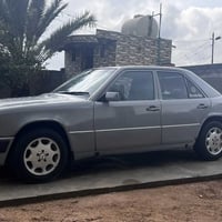 مرسيدس دب • ١٩٨٥ • رقم بصره