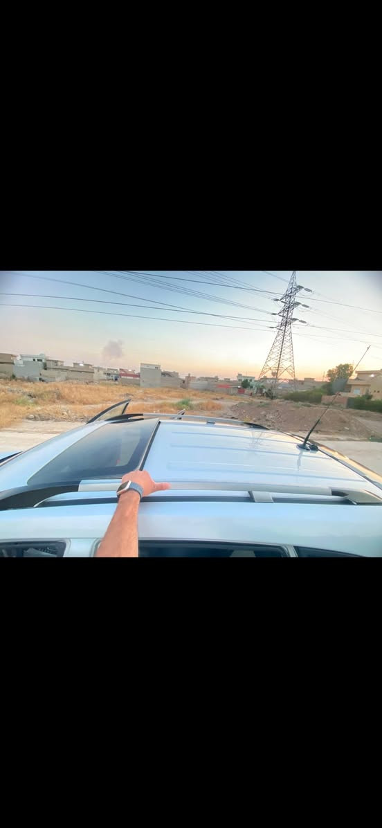 شوفليت كابتيفا 2012
7راكب خليجي
فول فول  سلايت  كشن جلد لونين  موصفات هوايه بيه 
رقم اربيل  دولي بسمي 
سنويه وهزه جديد
محرك   2400. المرغوب ما مفتوح بشرط  كير ٦ نمر 
كير محرك صدر كله بشرط
تبريد ثلج 
سقف سلايت
منضومه زينون  عالي ناصي ام عدسه 
كاميره شاشه ايبات 
سياره نضيفه  كل جسمه عل شركه  محرك كير ما مفتوح  حتى كتلوك  وارواق سياره موجوده 
سعر  88$ بيه مجال 
***********
