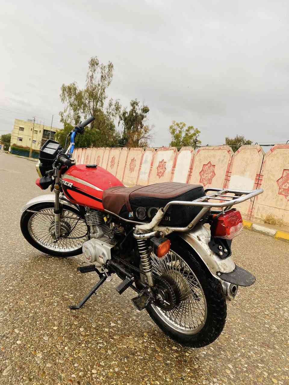 دراجة ايراني2017
كاملة من كلشي
محرك ناعم وكهربائيات كلها شغال مابيها اي عيب تجي تفحص وتشوف
سعرها325وبيها مجال للطيبين
رقم الهاتف:***********
