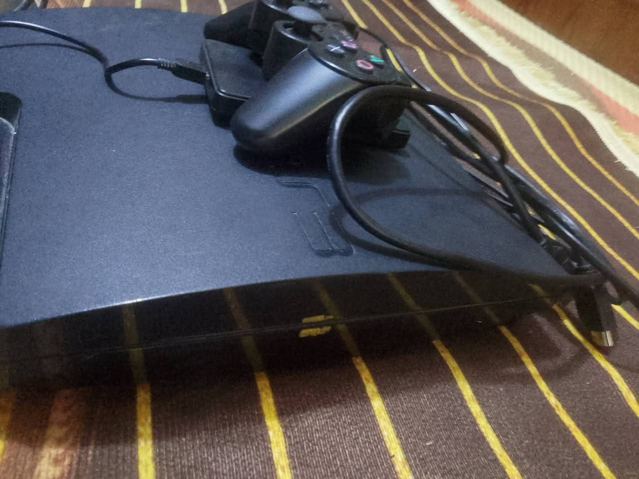 السلام عليكم اخوان بلي ستيشن 3 مهكر نضام ملتميت
جهاز مستعمل قليل ونضيف جدا 
ويا هارد 320 مليان العاب
السعر 120 قفل ويه الهارد


**إذا كنت صاحب هذا الإعلان وتريد حذفه لأي سبب، رجاءا أرسل رسالة إلى الدعم الفني**