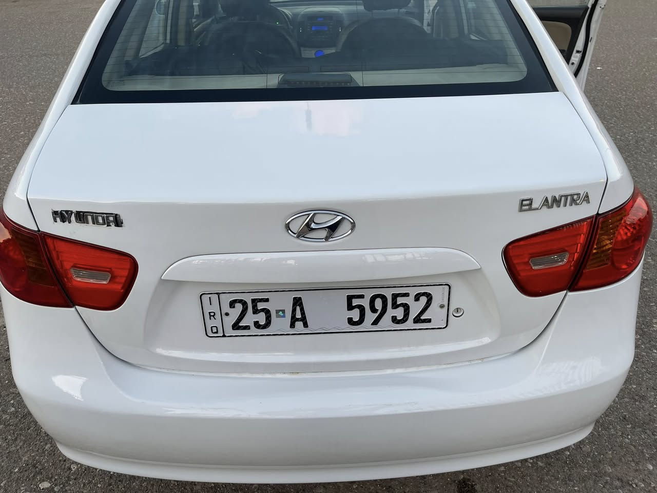 هونداي النترا 2009
كير ومحرك شرط
السيارة مرتچية مصبوغ عام جمالية 
السيارة مابيهة نقص
السيارة بسمي
مكان السيارة كركوك
السعر 88 وبيهة مجال
للاستفسار والاتصال ***********
***********
