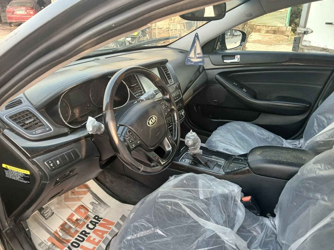 كيا كادنزه موديل 2016 فول اوتو1/1 بنوراما وارد امريكي حادثه جاملغ بسيط بدون دواخل
محرك 6سلندر اوتوماتيك كير محرك مكفولات
تبريدثلج 🥶 تخم تاير حداديه صدر ممتاز  
سعر108 ورقه  
عنواني بغداد ***********
