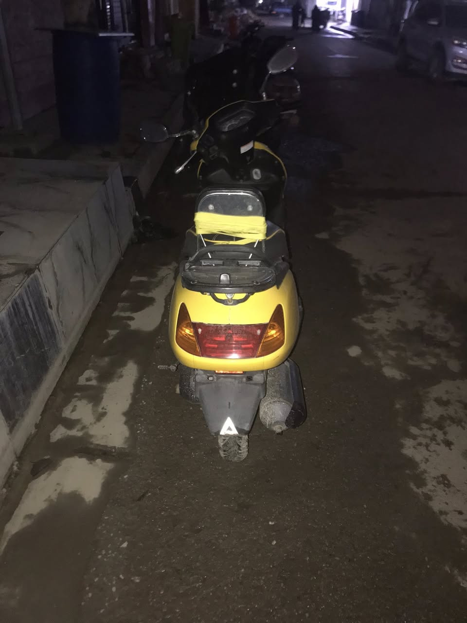 اسلام عليكم دراجه سبيسي يا باني جديده بل جيس ماصر شهرين نازله من الرمبه قفل جنطه قفل ستيرن كابريتر بلادي مالتهه دراجه جديده بمعنه الكلمه تجي تشوف وتفحص يله تاخذ مكفوله كفاله عامه تعال خاص السعر بل تعليقات هواي يكسرون بيهه


**إذا كنت صاحب هذا الإعلان وتريد حذفه لأي سبب، رجاءا أرسل رسالة إلى الدعم الفني**