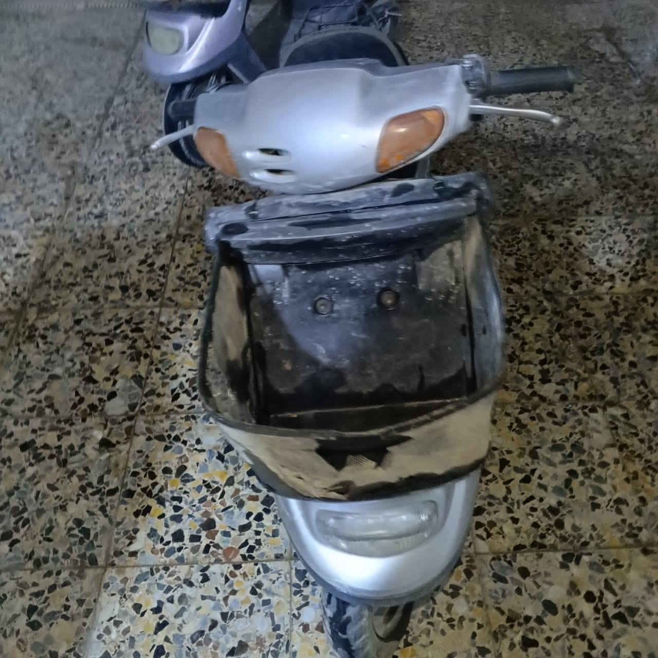 السلام عليكم هذن الدراجات مابيهن شي نكره تشتغل وحده مفتوحه والثاني ما مفتوحه السعر اثنينهن 600 المكان كربلاء  للستفسار اتصل ***********واتساب
