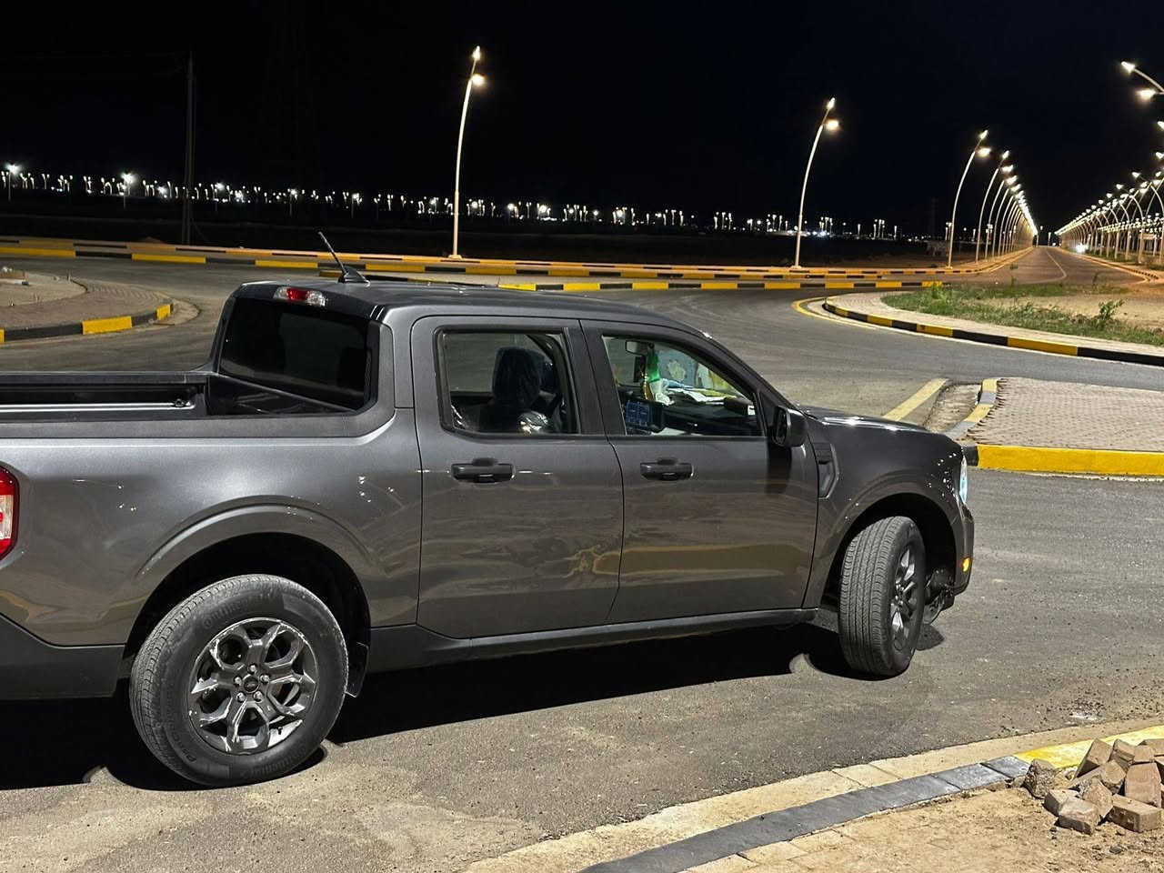 فورد مافرك ٢٠٢٣ xlt هايبرد محرك ٢٥٠٠
ضرر باب السائق وجاملغ
مرقم بغداد بأسمي
السعر ١٨٥ وبيها مجال
مكان السياره سامراء
الاستفسار أكثر ***********
