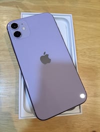 ايفون 11 • ١٢٨ • بطارية ٧٧٪