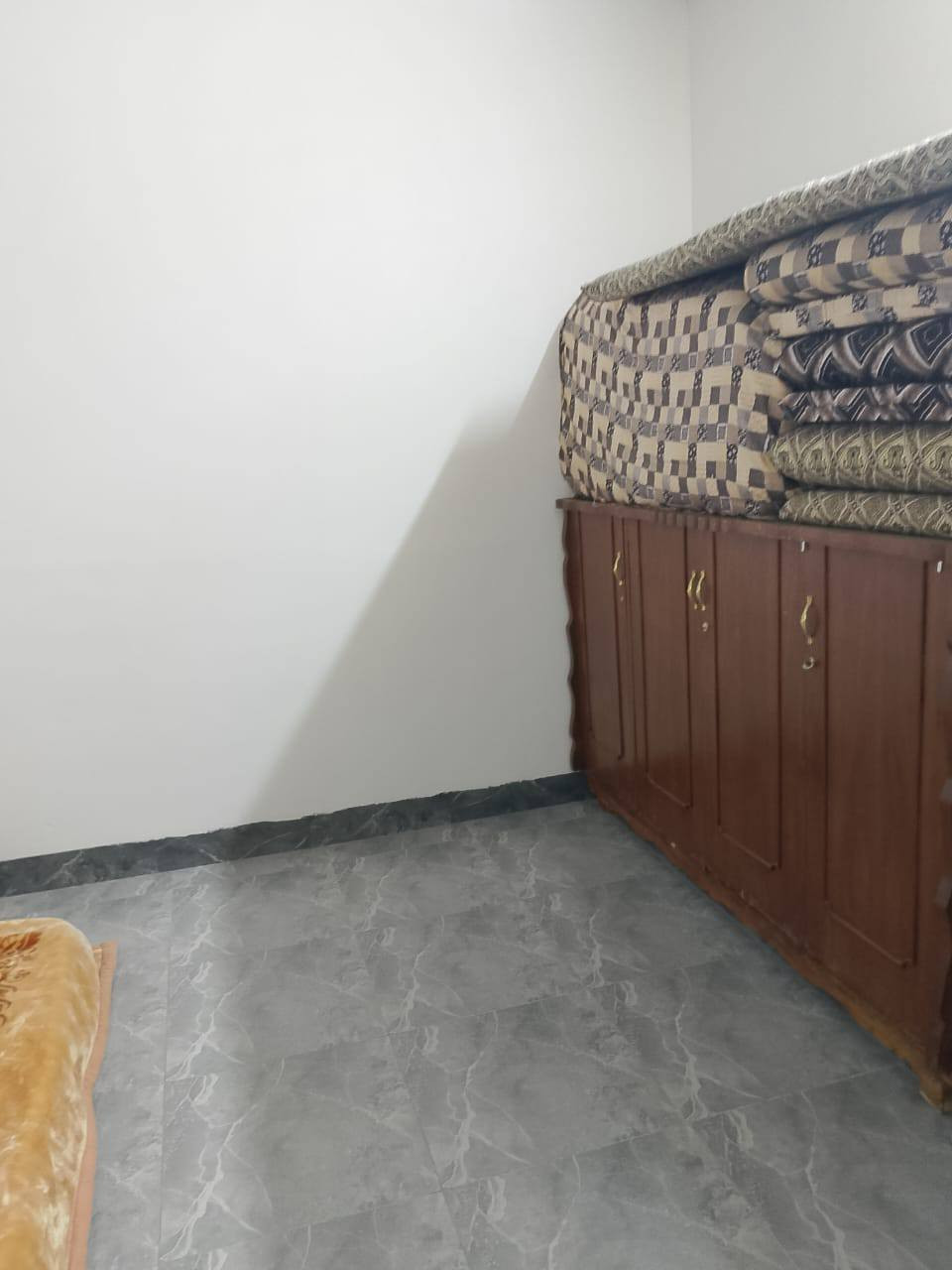 للبيع للبيع 🏠🏠 
دار في حي السماح الثانيه / قبل سايدين ٣٠ / مقابيل المدرسه والملعب / المساحه / ١٠٠ متر / البيت فول / اتجاه غروب / خلف بانزخانه المشاعل + سيراميك + ا + نضام دكتات +
خدمات ماءفول💦+كهرب+تبليط
صنف العقار +كرت بلديه + مقدم معامله للتمليك / السعر ٥٧ مليون وبي مجال /  للأسفسار الأتصال على الأرقام + *********** / *********** / يوجد لدينا عروض في حي السماح / الأولى/ والثانيه/ والأطباء/ زراعي/ سكني/ تجاري/
