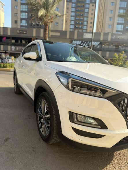 توسان   19 
خليجي 
سنويه جديده 
ب اسمي 
بونراما  مرشي شفط اشاير بلمري 
كير ومحرك بحاله جيده خير من الله 
ماشي ١٣٢ و ٤٠٠ 
تبريد قطعتين جديد 
كشنات جلد كراسي كهرباء 
شاشه كامره خلفيه 
السياؤه حلوه وناعمه صدر جديد شاده من الشركه 
السعر ١٩٠ 
*********** واتساب
