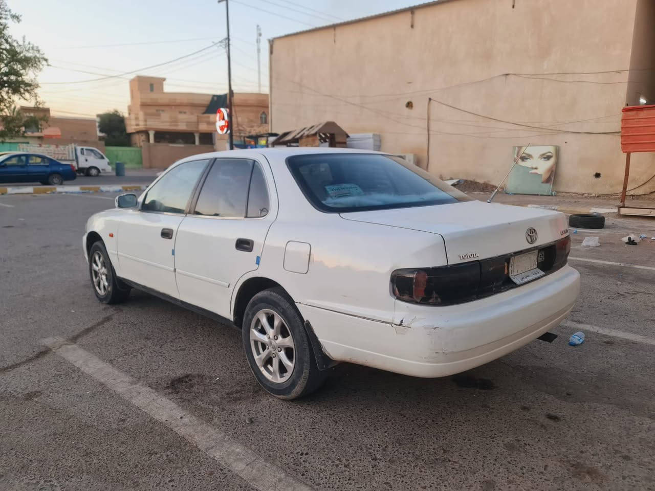 🚘 للبيع كامري 1992 🚘
▪️ اللون: أبيض ▪️ المحرك: 2200 (أبو الجف المرغوب) جديد شرط  ▪️ التبريد: ثلج  ▪️ يوجد قطعة صغيرة معجون بونيد ▪️ جامرلغ ▪️ الصبغ حزام للجمالية فقط
📌 رقم كركوك - مشروع وطني 📌 بطاقة بنزين موجودة 📌 صاحبها الشرعي موجود سنوية لل28 
💰 السعر: 57 قابل للتفاوض بالمعقول
📞 ***********
