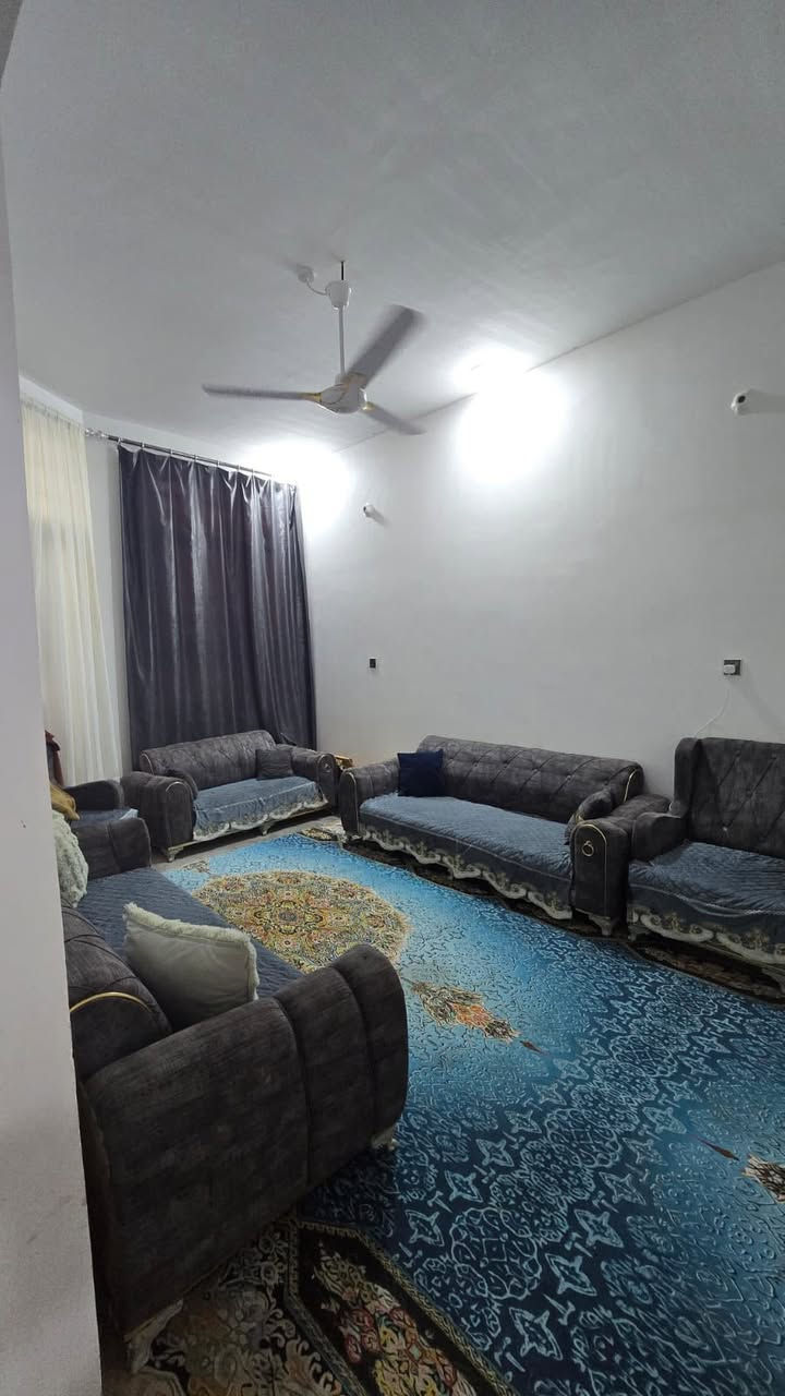 بيت للبيع ⭕️(طابو زراعي سند 25 )(معامله تطويب )
⭕️المساحة :100
⭕️واجها: 5م ✅
⭕️نزال :20م✅
⭕️العنوان الدار  / التقية الثالثة _مجمع الروان النموذجي
⭕️بناء البيت 2025
⭕️بناء كونكريت مسلح 
—————————————
           تـــفـــاصـــيـــل الـــدار 
(كونكريت مسلح )
⚜️ غرفة
⚜️صالة 
⚜️استقبال
⚜️مطبخ 
⚜️مجاميع صحية 

للاستفسار //خاص 
او الاتصال //***********
