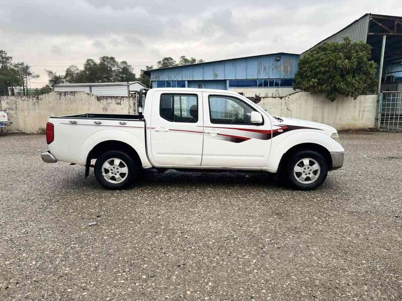 سلام عليكم....
 نيسان نيفارا موديل 2013  خليجى  . 
 ***********...
سيارة دينار مصرف مابي
كلشي جديد و كامل .. 
، كير شرط.گاردن اكسل شرط. صدر لووك . كهربائي كامل شغال  
رقم سليمانيه  ب اسمى شرط تحويل و وكالة.
 مكينه بدون صرف بيدون بوخار .
***********
***********
سعر  مناسب  خابر  تدلل....
.....................................................
نيسان نيفاره موديل 2013 خليجي.
سه ياره كه پاكه و مالى دوسته ..
هه موو گيانى شرط ...
كير و مه كينه شرط . تا خم پيشى  تازه چاك كراوه . تايه ى تازه يه . كهر بايى هه مووى ايش اكا ..... كركوك, العراق
