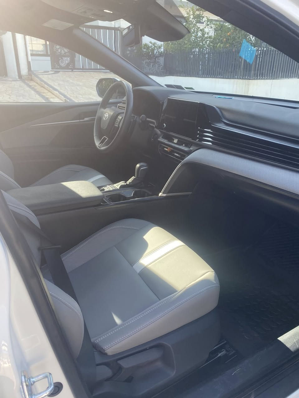 کامیری مودێل ٢٠٢٥هايبيردHEV
رەنگی سپی 

ئێرباکی سوكان و شانی  بيلاد سيستةم كراوة

8 هەزار رویشتوە 

مواسفات se 

نرخی 235 وەرقە کەمێك مجال

كاتي دوو  مانگي لة گةلة 

سؤنةري دةنراوة

***********

Wats app 
***********
