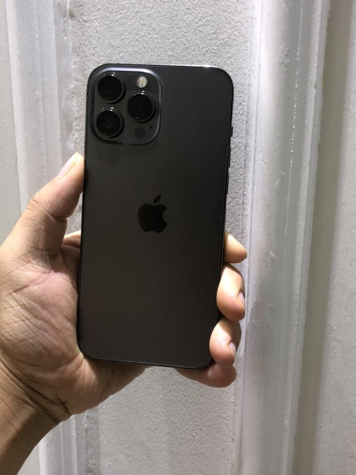 سلام عليكم ايفون 13برو ماكس 128بطاريه 83 جهاز مكفول من كلشي عدا الوتر يعبر جهاز صور كدامكم نضافه %90 سعر الجهاز 560 وبي مجال قليل 
*********** 
مدينه الصدر
