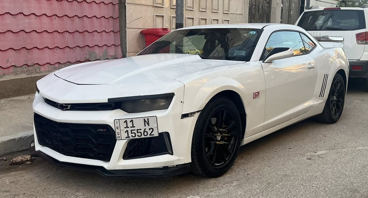 السلام عليكم
كمارو 2015 للبيع 
محرك 3600
عليها اكزوز رياضي واذا تريد ترجع صوت القديم موجودات البلادي تبريد شغال 
كير ومحرك نضيفات
السعر 86 وبيها مجال 
مكان بغداد /البلديات
***********
