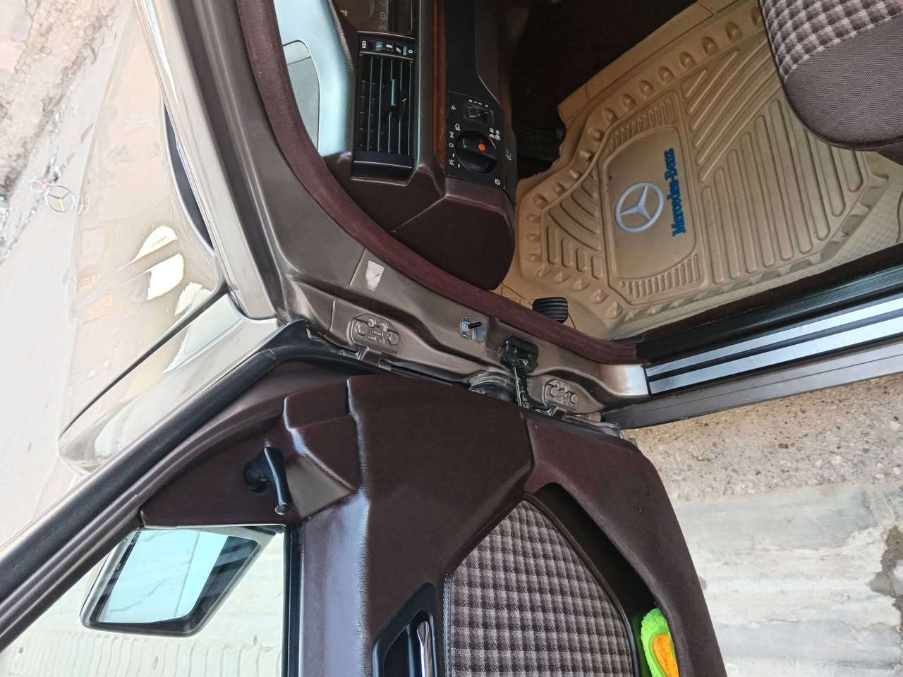 سلام عليكم مارسيدس دب موديل ١٩٩٢ رقم بغداد دولي بسمي مكينه ٣٠٠ بلاد وراد شرط لاتبخير لاتنقيص تبريد خير من الله تخم تاير جديد توني شاده صدر أمامي خلفي جديد داخل جديد سلايت طكتين برده كهرباء جام كهرباء مثبت سعره لايت سكن بكلايت كله ألماني برغي نقص مابيه مكفوله من الضربه والخياس قواعد الدبل الشواصي قطره خياس مابيه صبغ عام جماليه فقط مكانه ذي قار سعره ٨٨قفل  ***********
***********
