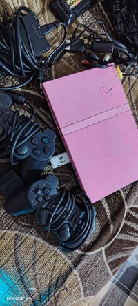 بلي 2 كامل سعره 35 الف 07816389590