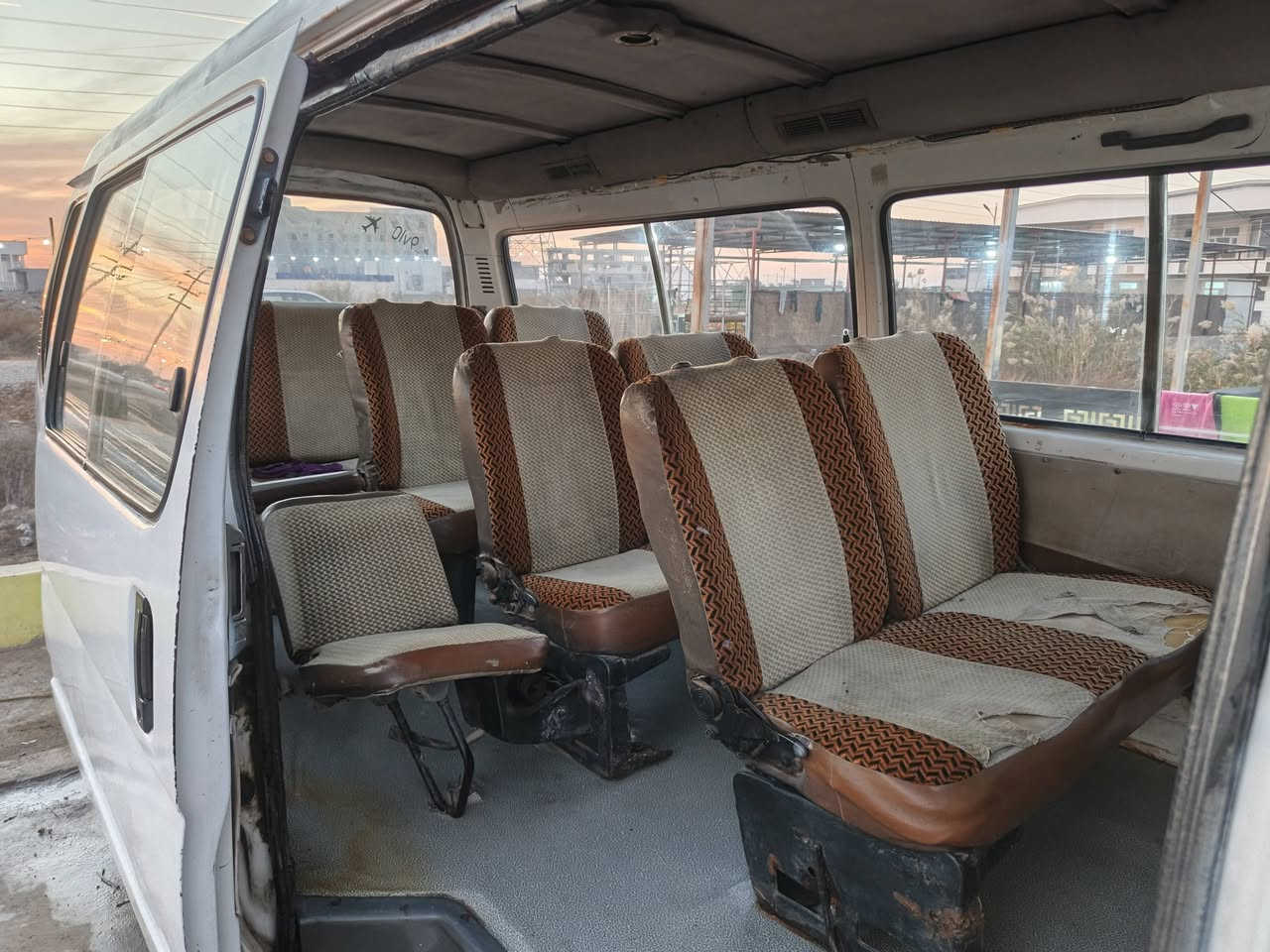 للبيع فتون رقم بغداد اجره موديل 2009 صدامي كلشي وبدك جديد تخم تاير صدر امامي خلفي كله تخم بلكات تخم ونزلات يعني جاهزه للاخر السعر, 40 هاتف📞 *********** ديالى بعقوبة
