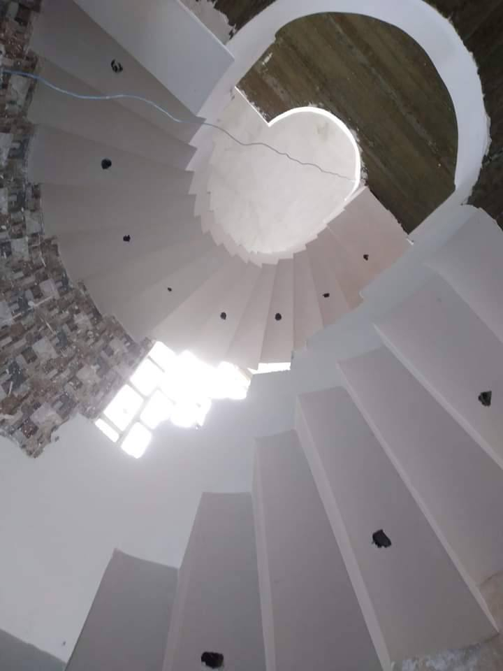 لباخ جص موجود مواد عمل شغلي داخل ألموصل سهل نينوي *********** شرط مساطر وزن متفرق حاليا الي يريد شوف شغلي موجود *********** كورك متواجد الخاص *********** وتساب
