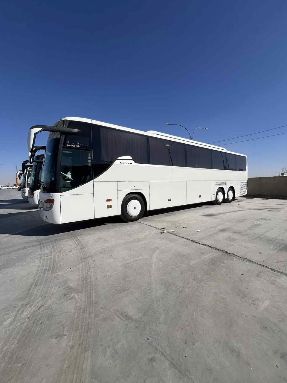 السلام عليكم جيتي حجم ١٦مكينه سته كير عادي ٥٦عدد المقاعد    ***********
