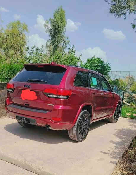 سلام عليكم جيب لاريدو موديل 22 فول مواصفات رقم بعداد حادث حرق بجم السعر 220 رحمه لوالديكم بس الشراي يخابرني ***********
