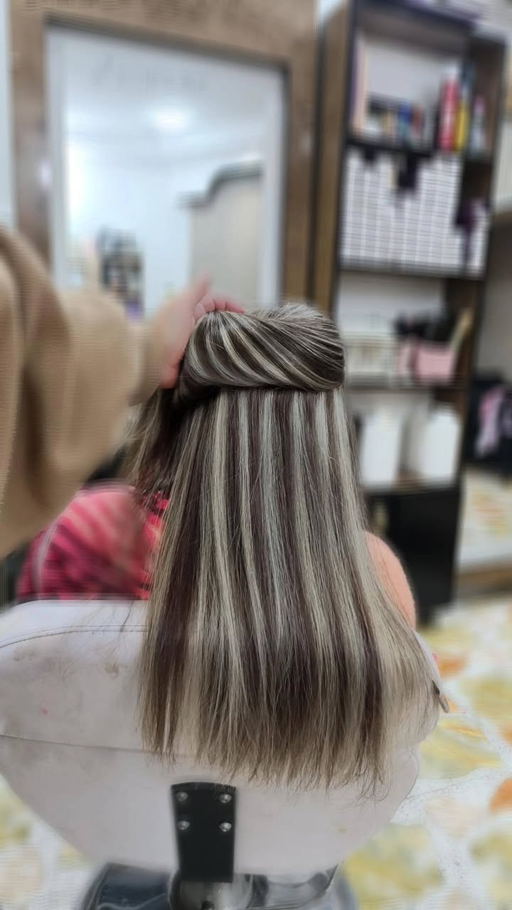 ميش حسب الطلب❤🔥🔥
صالون ڪوافيرة جنى 🤍
العنوان.. 
بابل _المسيب_حي المعلمين الاولى _فرع مطعم المعموري *
للحجز خاص او الاتصال على الرقم واتساب ***********
