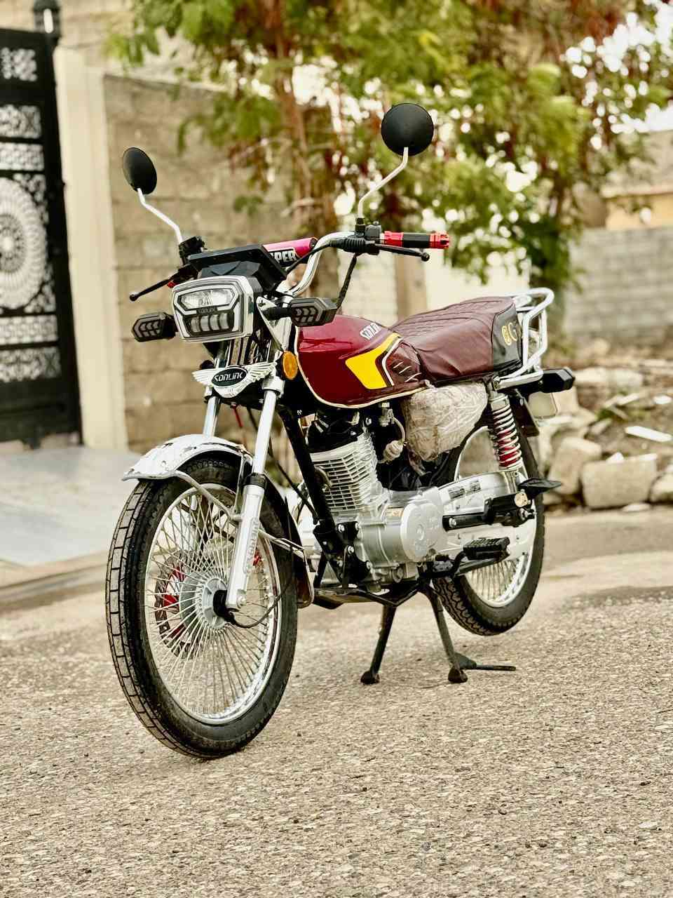 سڵاوە هاوریان ئەم ماتۆرە بۆفرۆشتنە دوو هەزارو 2025 مەکینە 125 چوار گێر شوین کەرکوک سعری 700معمەلە رقم ***********  ***********
