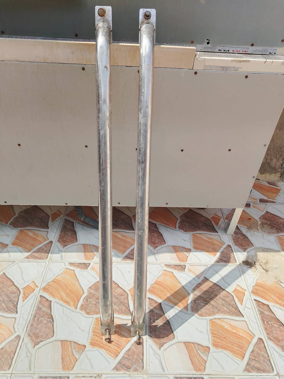 السلام عليكم مراد للبيع السعر 80 المكان الرفاعي الرقم ***********
