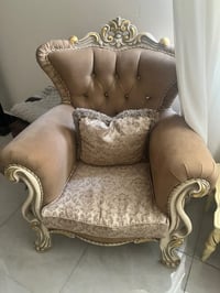 تخم قنفات ١٠ نفرات بحالة ممتازة مع طبلة وسطية للإتصال:07812094015