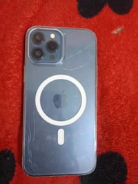 آيفون ١٢ برو ماكس • ٢٥٦ • بطارية ٨٣