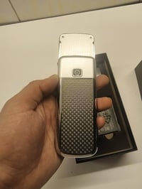 نوكيا ٨٨٠٠ • جديد • ضمان