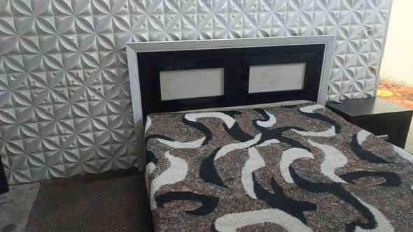 عندي غرفت نوم للبيع بسرعه مناسب مكاني كركوك قادسيه 2قرب حلويات الشام السعر 100الف بي مجال بسيط هذا رقمي ***********
