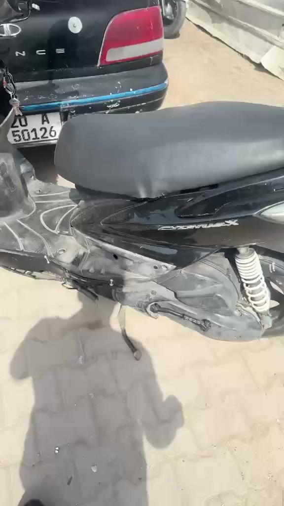 سكنس فحل نوزل كله شغاله مابيه اي نقص مكينه ناعمه كلش مراوس فقط شعندك نزل مكاني حي البنوك ***********
