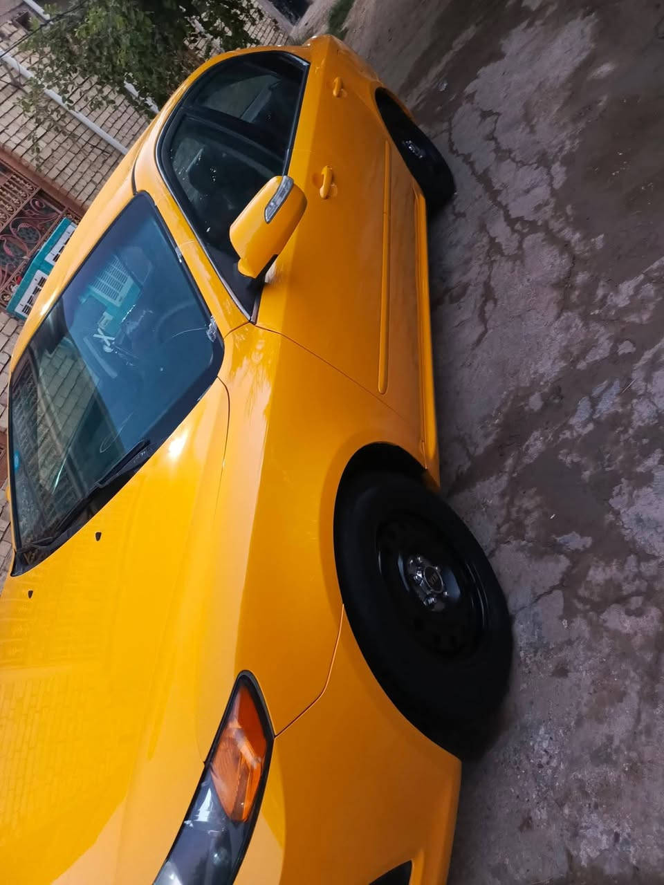 السلام عليكم كيه اوبتمه 2010وارد أمريكي. السياره حادثه خشم بنيد بدون دواخل. فقط محركه 2400  محرك وكير خير من الله وتخم تاير جديد صبغه جديده حداديه جديده الستفسار *********** السعر 117بيه مجال قليل     بسمي مداور ثاني يوم سنويه لل28 مصفره هيه وغرمات
