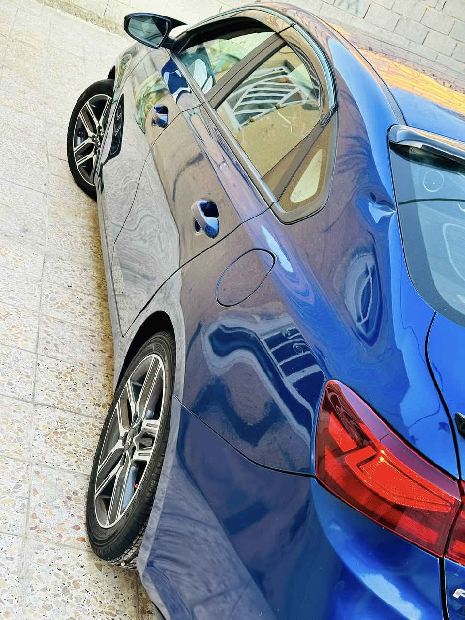 فورتي موديل 19 جي تي لاين
مكينه إلفين المرغوب 

الكير مبدل من السفي تي الـ اي تي المرغوب

نظام حساسات 

فتحته

ماشيه ٣٧ميل 

والمواصفات المعروفه بيه

صور الحادث مرفق ويه الصور
 

سونار جديد 

السياره بأسمي 

تحويل بنفس اليوم 

داخله سونار وهزه

السياره كلشي مامبدل بيه مكفوله من التبديل

سعر ب١٣٠

الشراي يتصل ***********

رقم بغداد 

ومكاني بابل
