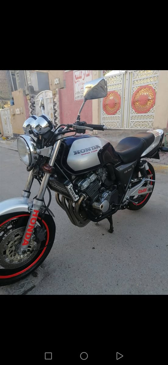 سلام عليكم دراجه سيبي فور جيل اول سعر ١٥ مكاني بغداد ***********
